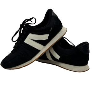 Kizik Men's Slip-On Sneakers Black White Gum Sole Size 8.5